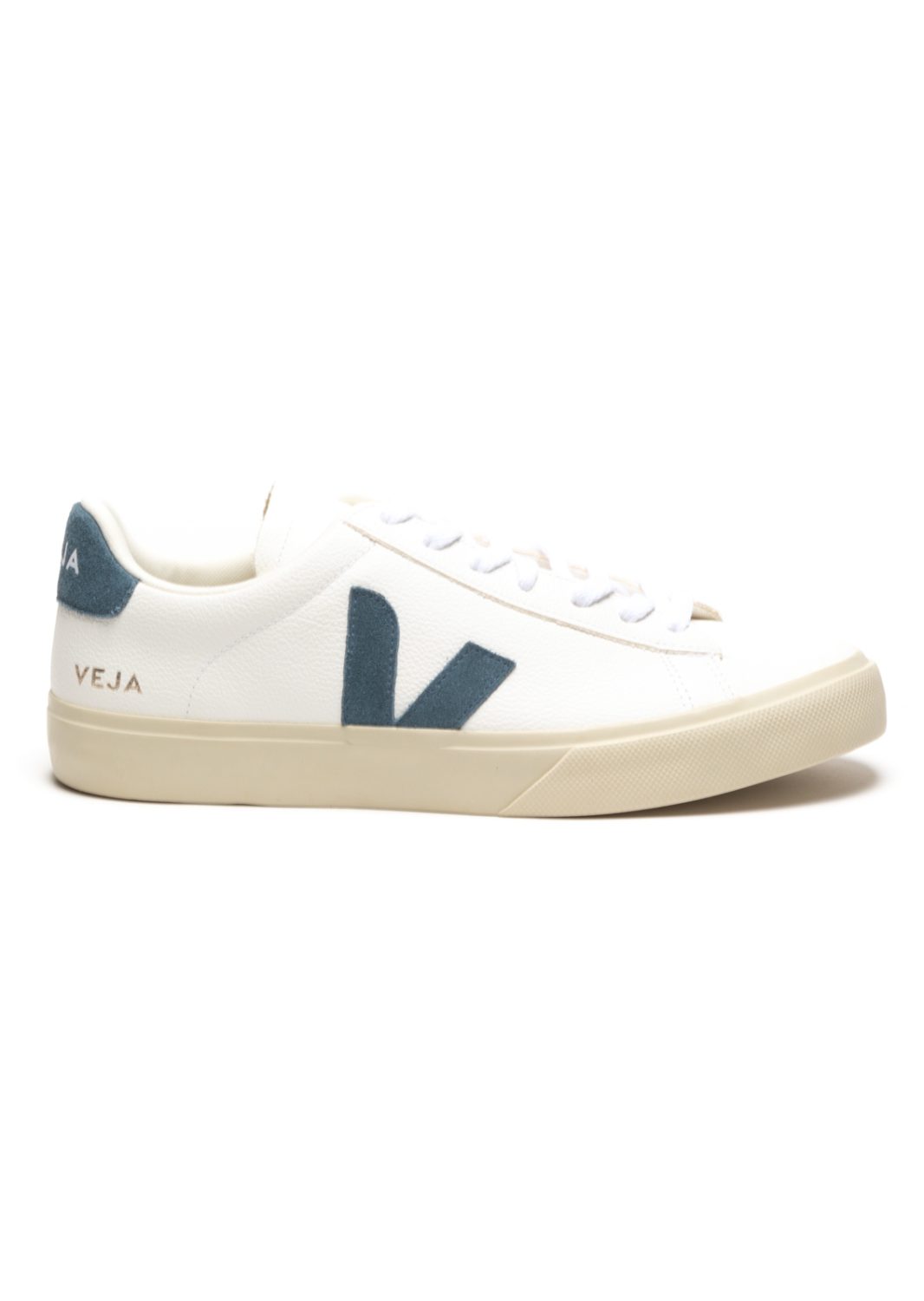 PE24-veja-CPM0503121WHITE20CALIFORNIA.jpg