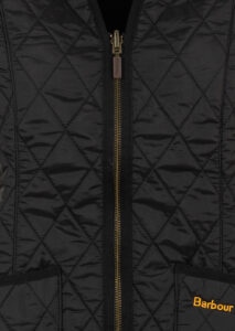 AI24-barbour-LLI000320LLIBK11_8_P.jpg