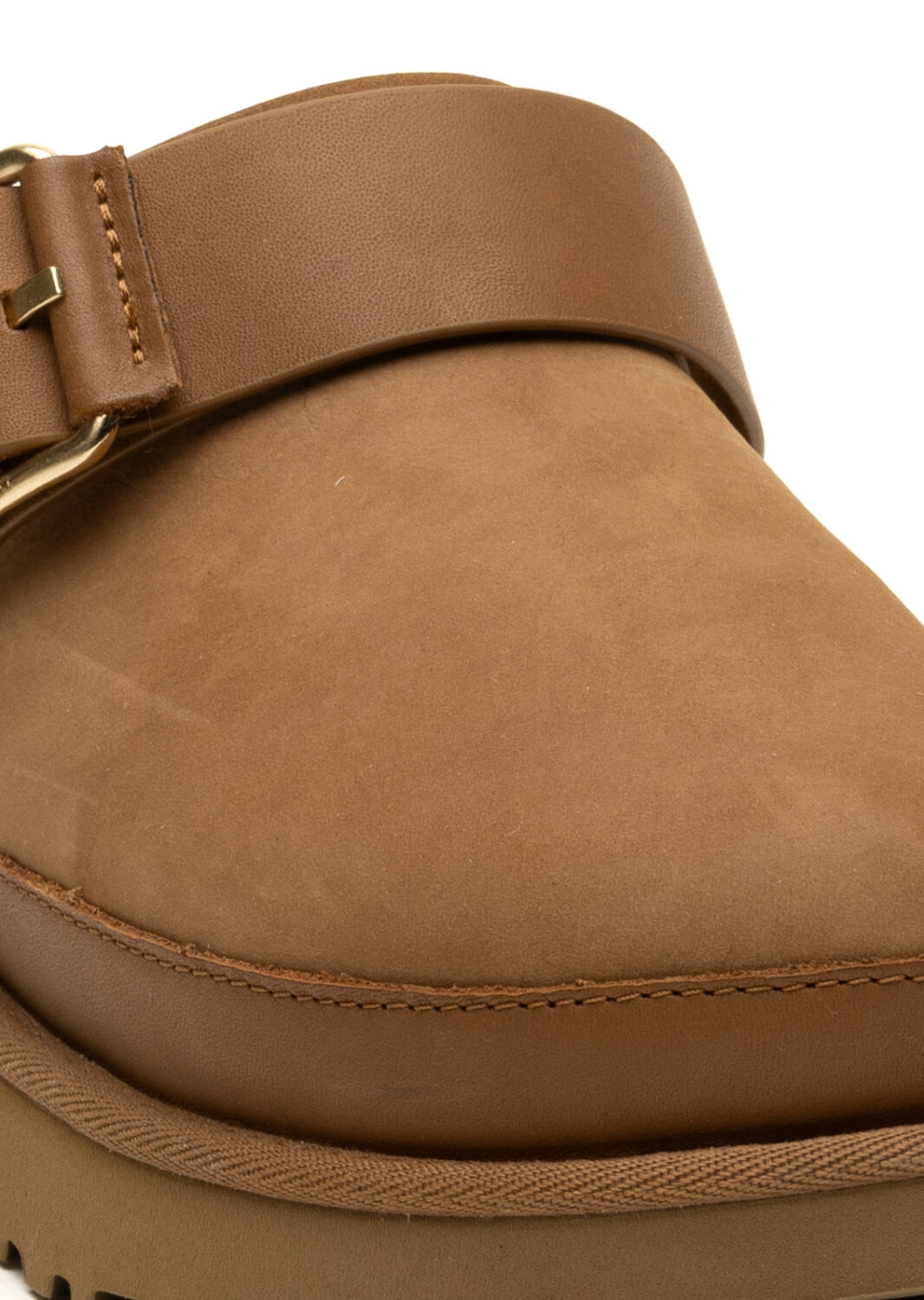 PE25-ugg-1169590CHE_8_P.jpg