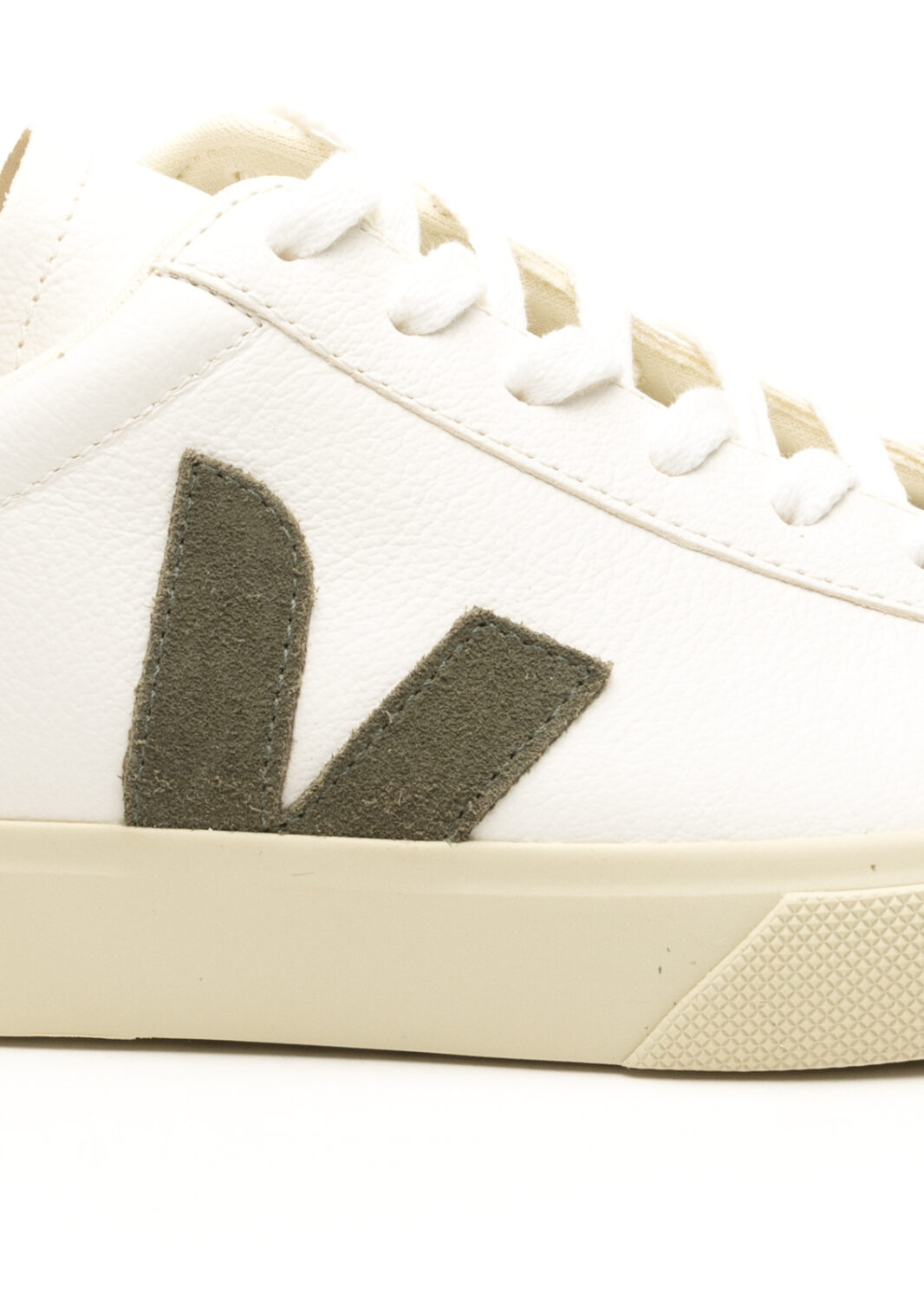 PE25-veja-CPM0502347WHITE20KAKI_8_P.jpg