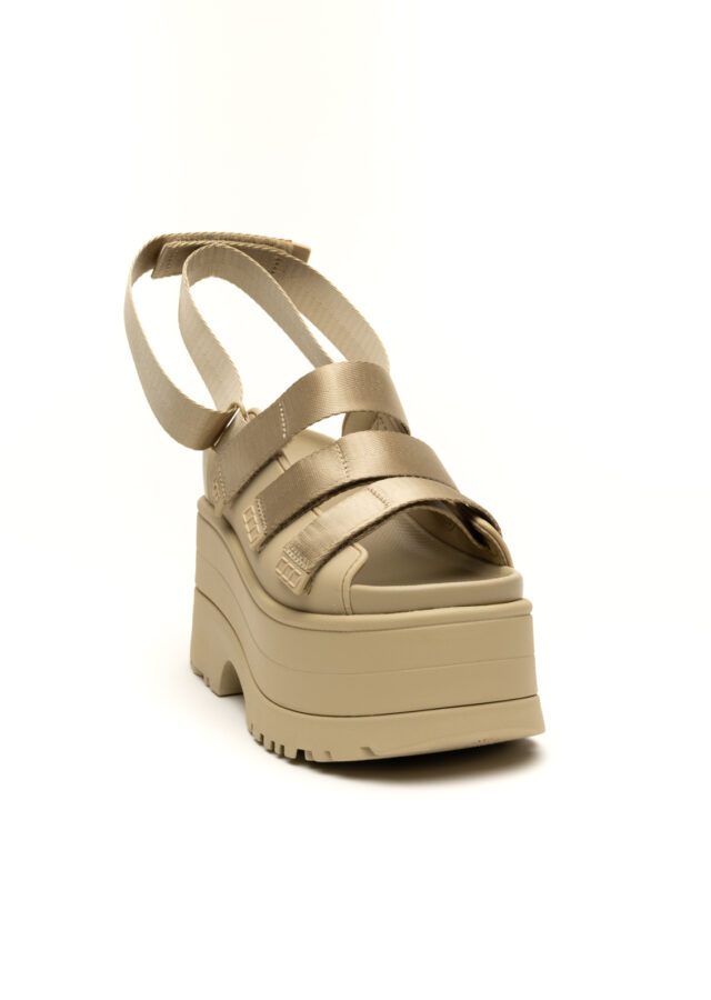 PE25-ugg-1167431MDSD_1_P.jpg