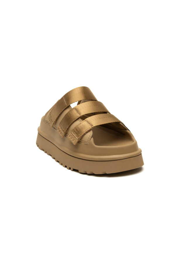 PE25-ugg-1167430DND_1_P.jpg
