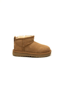 AI25-ugg-1130750TCHE.jpg