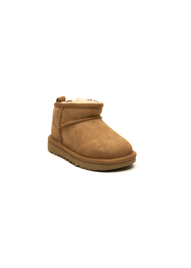 AI25-ugg-1130750TCHE_1_P.jpg