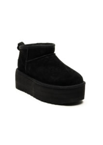 AI25-ugg-1135092BLK_1_P.jpg