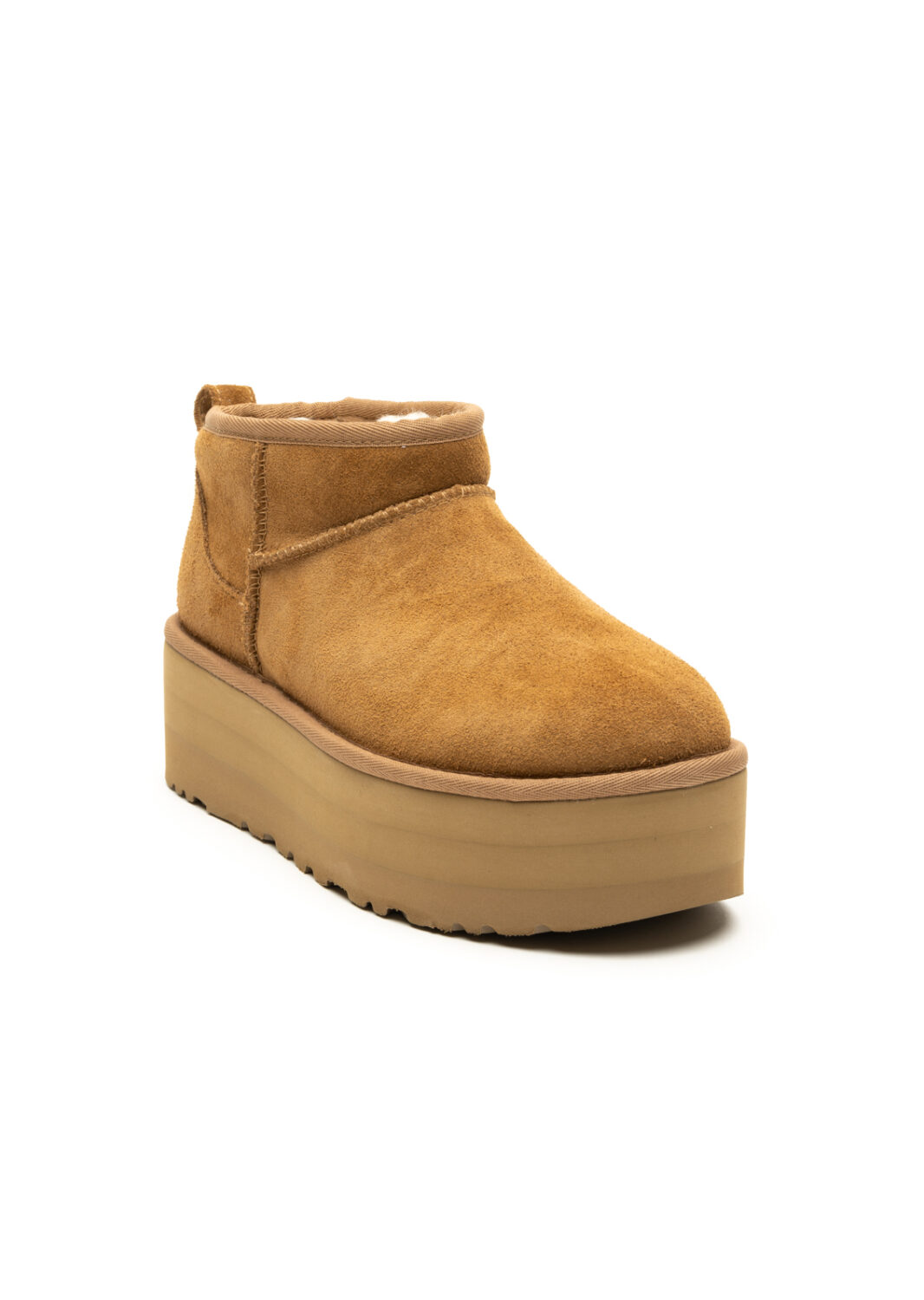 AI25-ugg-1135092CHE_1_P.jpg