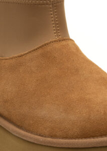 AI25-ugg-1168170CHE_8_P.jpg