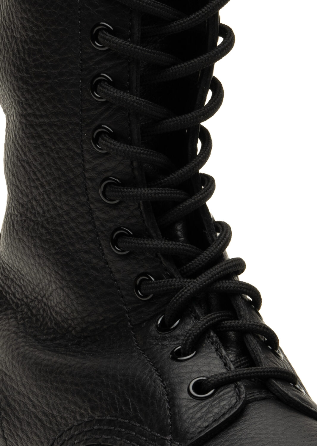 AI25-dr20martens-11820008BLACK_8_P.jpg