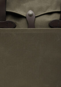 AI25-filson-FMBAG0004W0174WP308_4_P.jpg