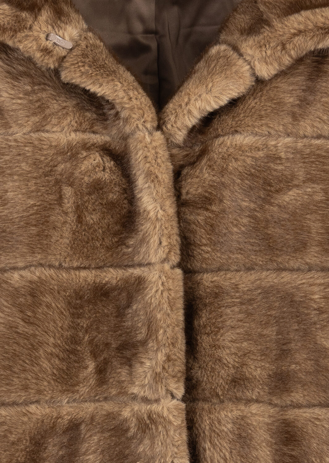 AI25-zoe20paris-Z606MINK00046_2_P.jpg