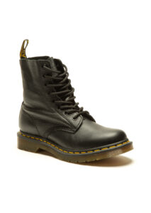 AI26-dr20martens-13512006BLACK_1_P.jpg