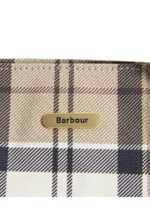 PE26-barbour-LBA046820LBABE71_6_P.jpg
