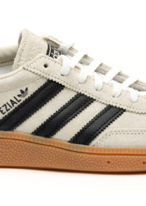 PE26-adidas20originals-IF6562_8_P.jpg