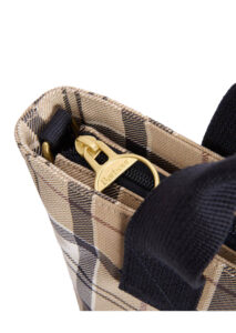 PE26-barbour-LBA046820LBABE71_3_P-1.jpg