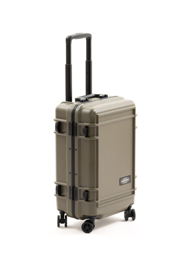 PE26-eastpak-EK0A5BJEJ32_1_P-1.jpg