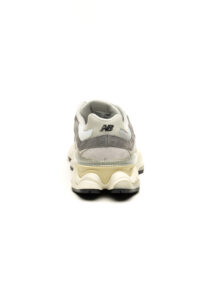AI26-new20balance-U9060GRY_2_P.jpg