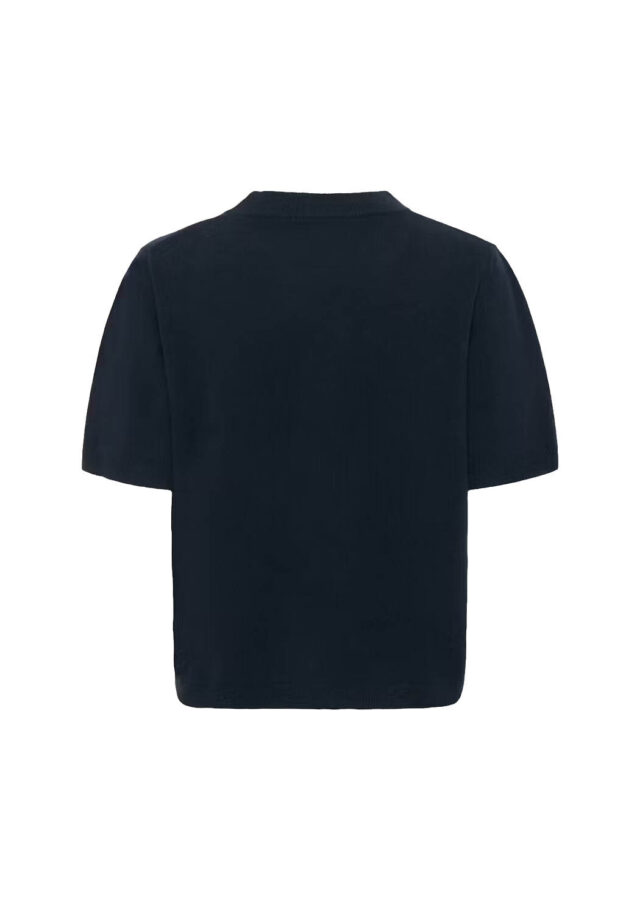 AI26-my20essential20wardrobe-10705421103565_1_P.jpg