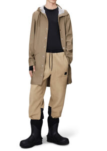 AI26-rains-LONG20JACKET2012020BEI_3_P.jpg