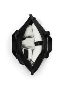 AI26-rains-PUFFER20MIX20TOTE2014010BLA_2_P.jpg