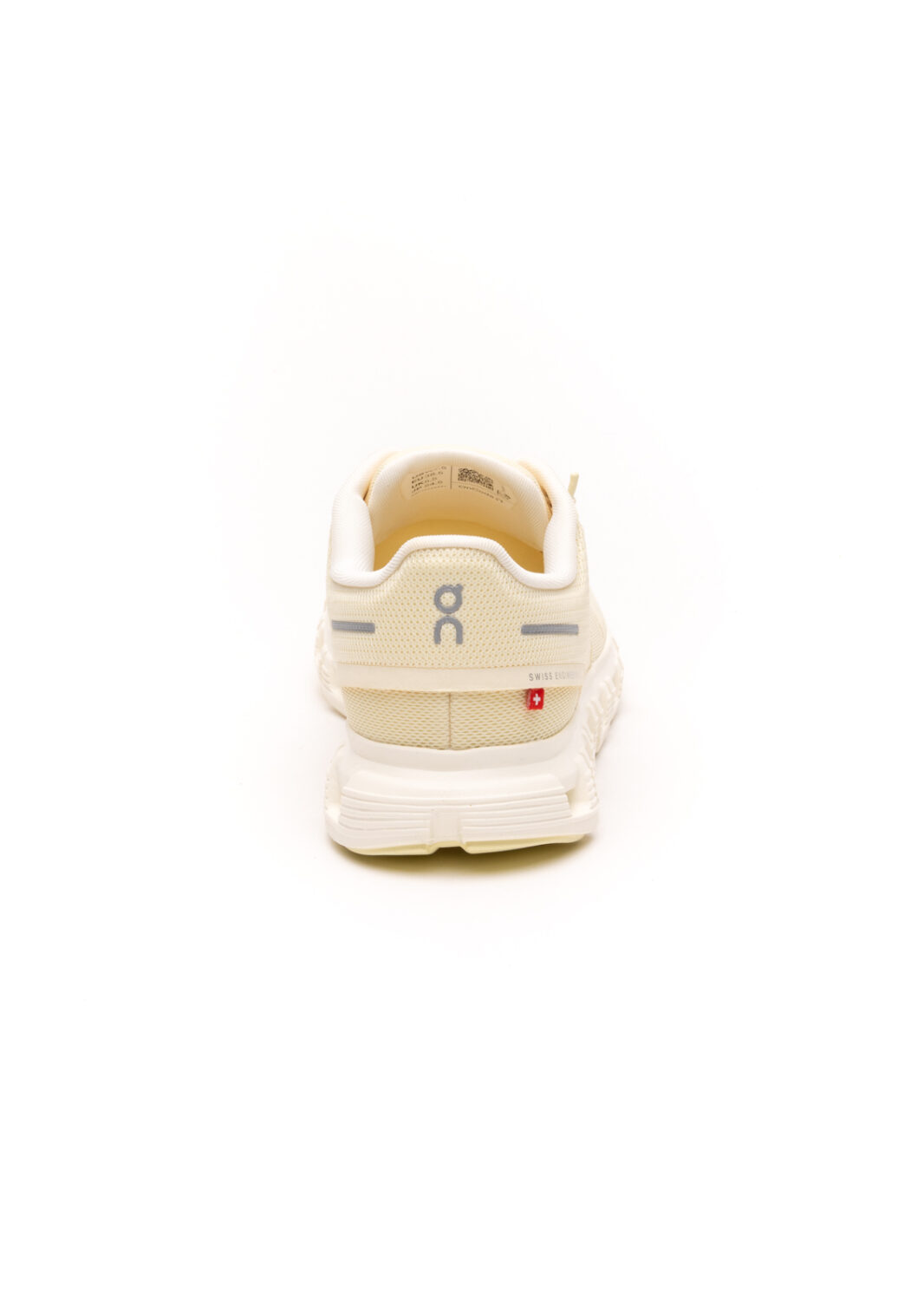 PE26-on-3WF10064297CASTOR20IVORY_2_P.jpg