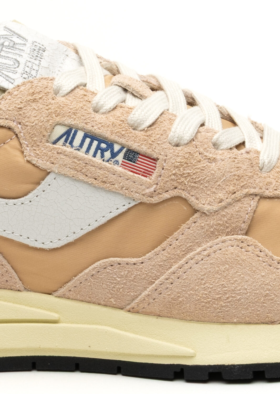 AI25-autry-WWLW-NC24_3_P.jpg
