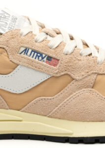 AI25-autry-WWLW-NC24_3_P.jpg
