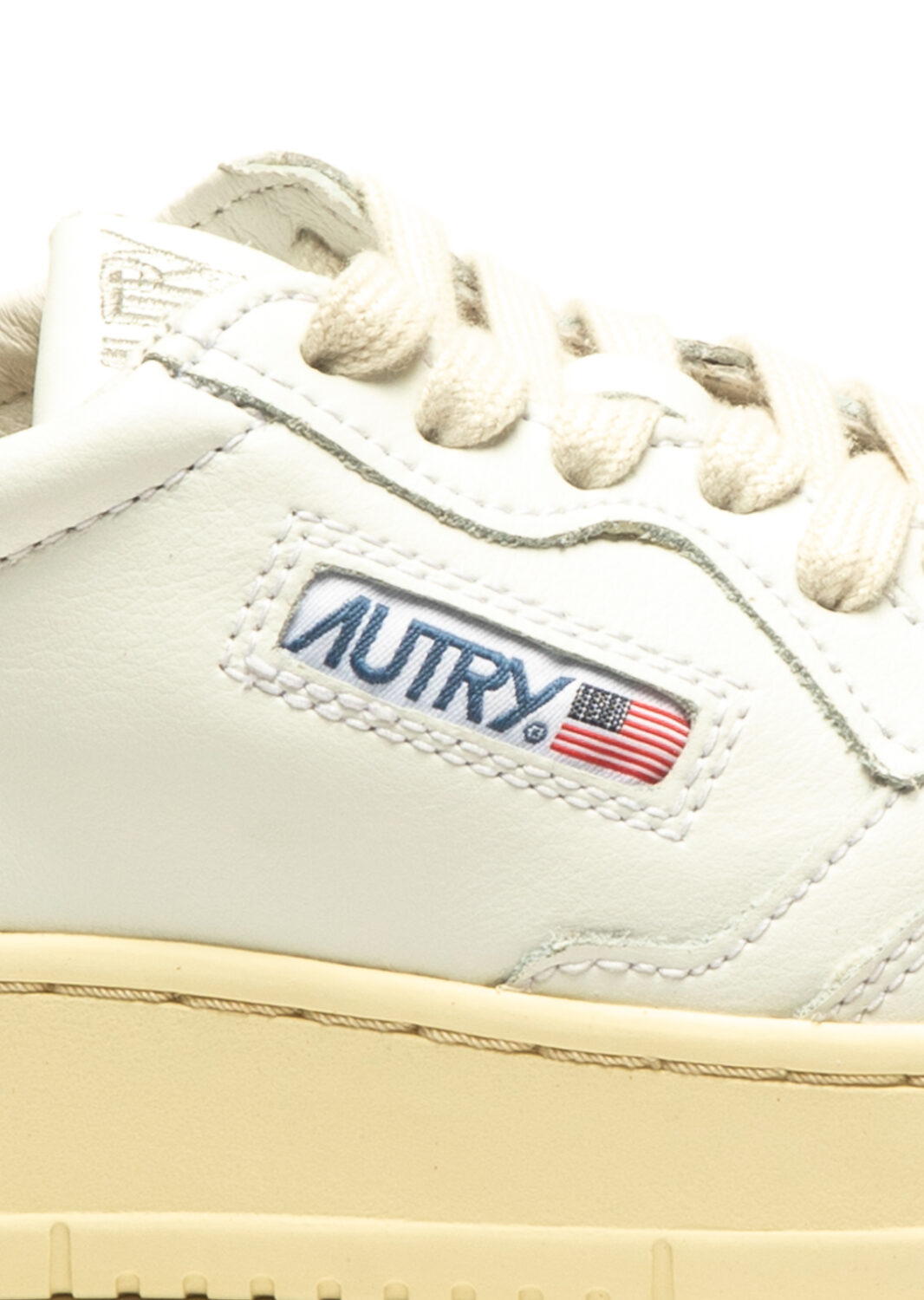AI26-autry-AULWLL15_8_P.jpg