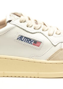 AI26-autry-AULWLS37_3_P.jpg