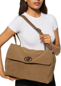 AI26-kurt20geiger-6154033209TAN_3_P-2.jpg