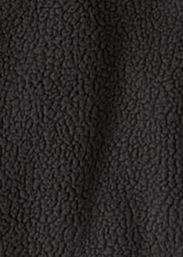 AI26-patagonia-22780BLK_1_P-2.jpg