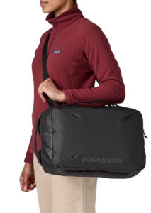 AI26-patagonia-49260BLK_4_P-1.jpg