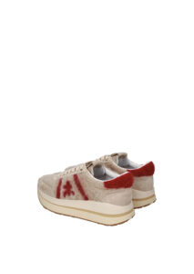AI26-premiata-BETHCOIN8707_2_P.jpg