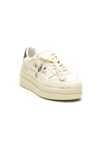 AI26-premiata-MICOL2070357035_1_P.jpg