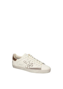 AI26-premiata-STEVEN8476_2_P.jpg